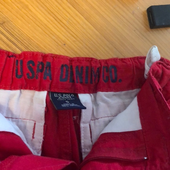 Shorts - Picture 2 of 3